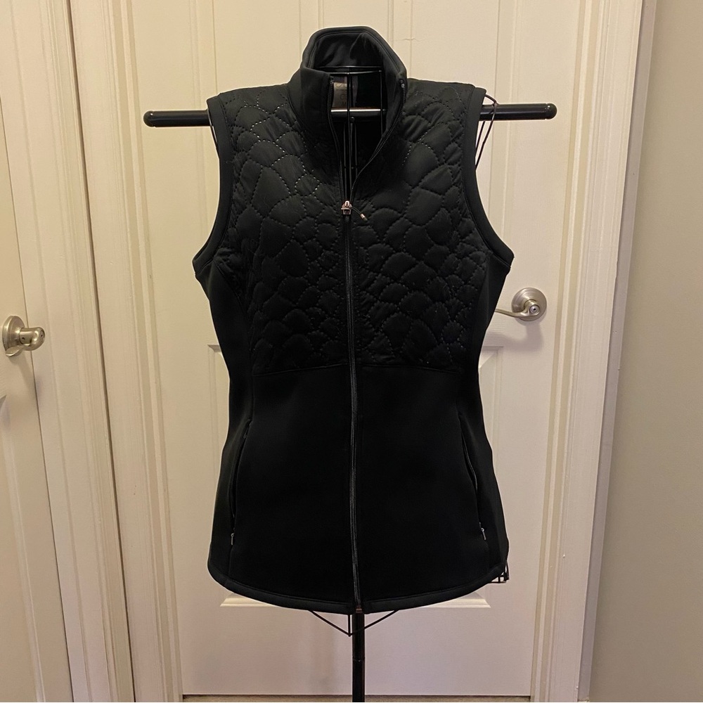 Calia by Carrie Underwood Women's Black Quilted Vest, size M
